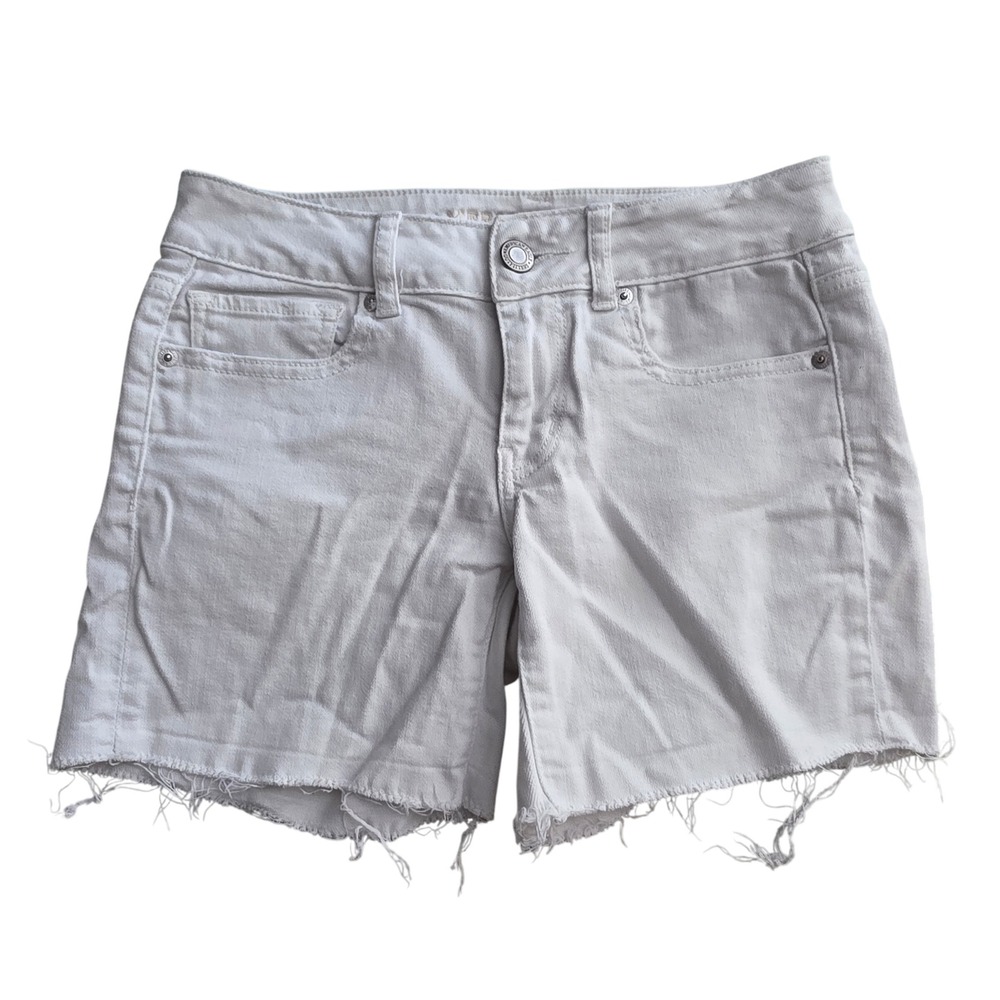 American Eagle Outfitters White Midi Denim Shorts Raw Hem Size 2
